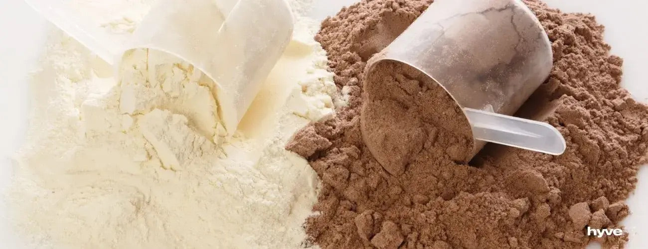Rozsypaný světlý a tmavý protein.